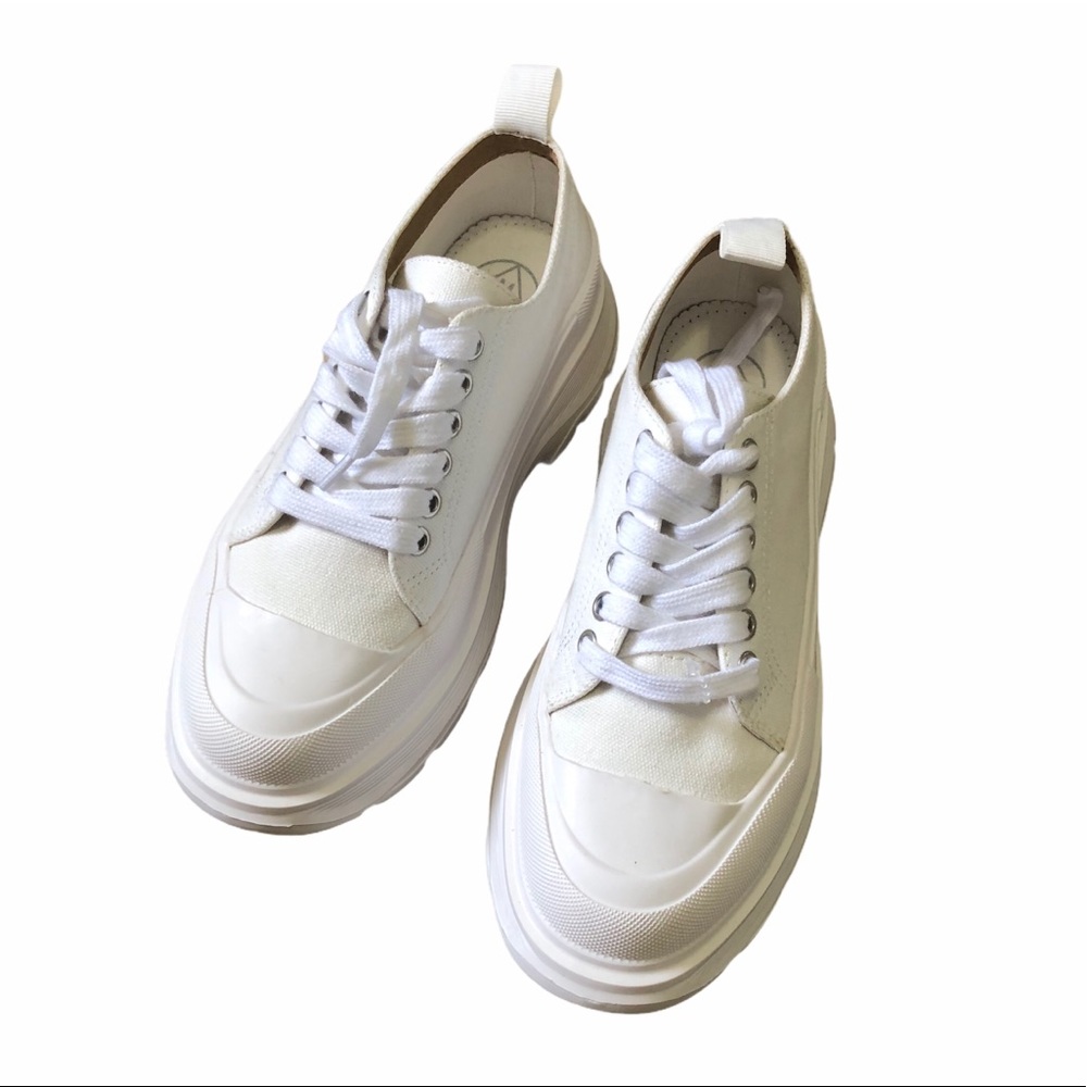 Missguided White Platform Lace-Up Sneakers